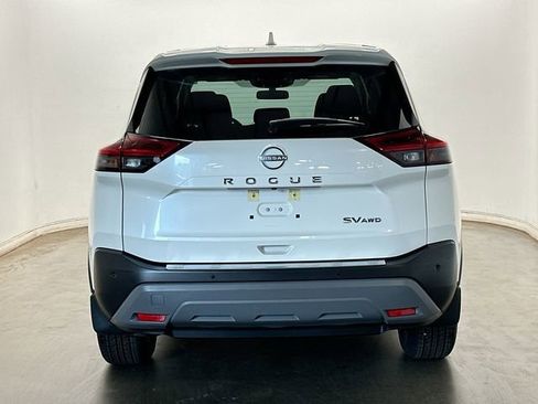 Used 2023 Nissan Rogue SV AWD/4WD image 4