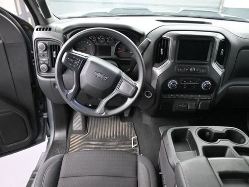 Used 2025 Chevrolet Silverado 1500 Custom Trail Boss AWD/4WD image 22