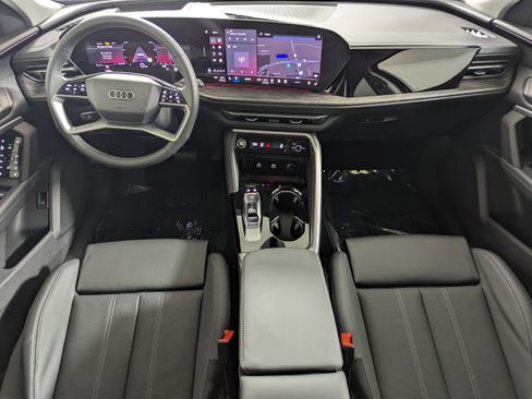 New 2025 Audi Q5 Premium Plus image 10