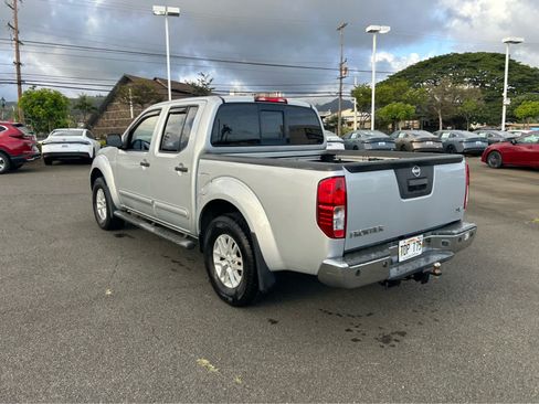 Used 2017 Nissan Frontier SV w/ SV Value Truck Package RWD image 4