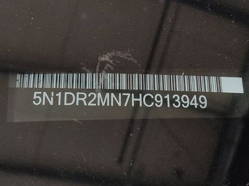 Used 2017 Nissan Pathfinder S FWD image 33