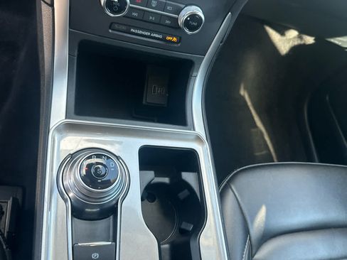 Used 2024 Ford Edge SEL AWD/4WD image 19