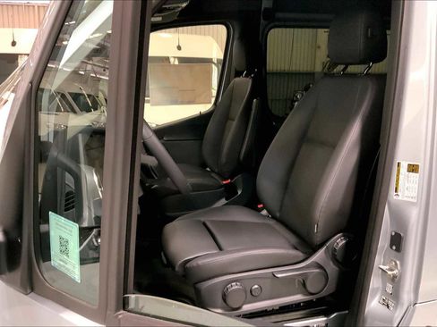 New 2025 Mercedes-Benz Sprinter 2500 image 19