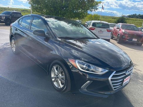 Used 2017 Hyundai Elantra Value Edition w/ Cargo Package FWD image 2