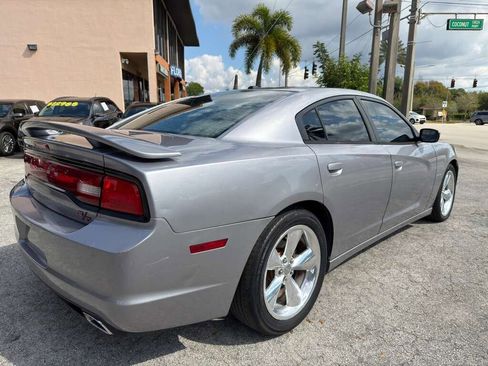Used 2014 Dodge Charger R/T image 5