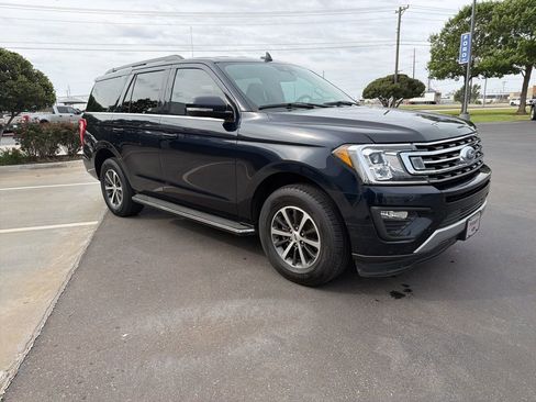 Used 2021 Ford Expedition XLT RWD image 9