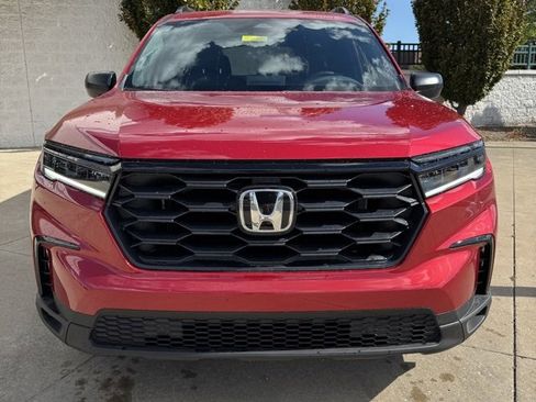New 2025 Honda Pilot Sport image 8