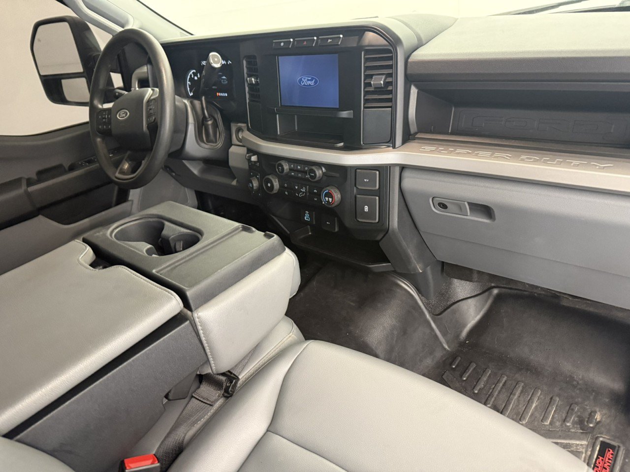 Used 2024 Ford F250 XL AWD/4WD image 11
