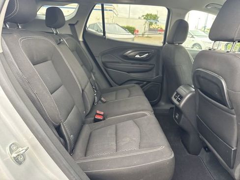 Used 2022 GMC Terrain SLE w/ Driver Convenience Package FWD image 26