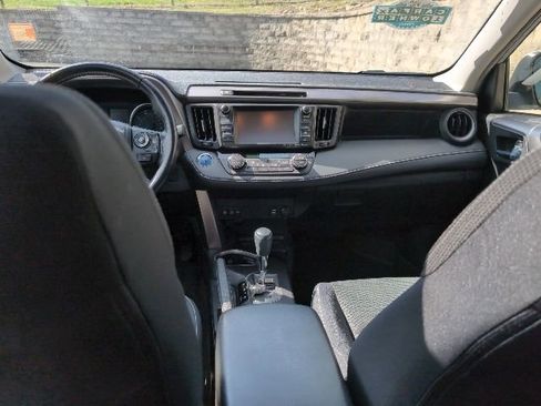 Used 2016 Toyota RAV4 XLE w/ Convenience Package AWD/4WD image 23