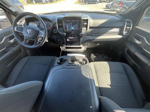 Used 2025 RAM 2500 Big Horn image 17