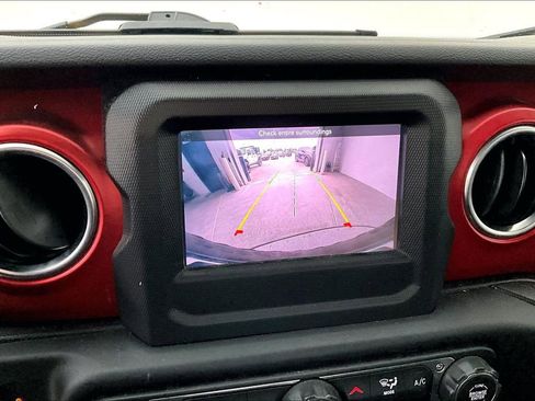 Used 2021 Jeep Wrangler Unlimited Rubicon AWD/4WD image 29