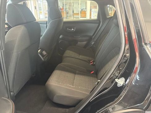 Used 2025 Honda HR-V Sport image 28
