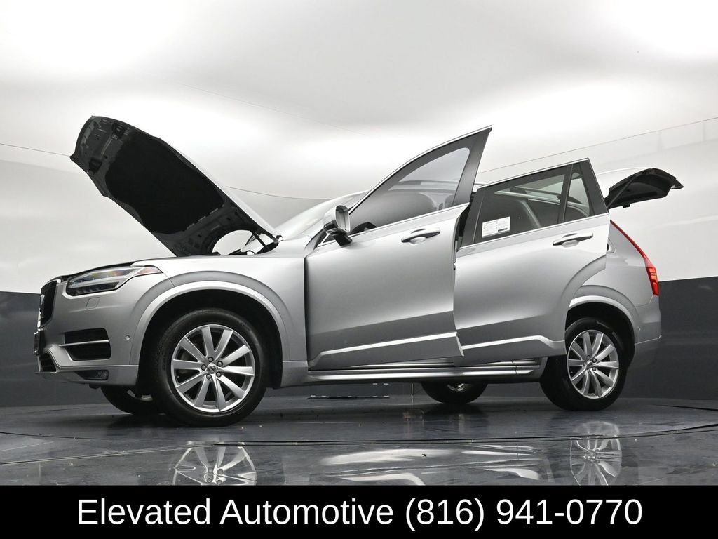Used 2017 Volvo XC90 T6 Momentum w/ Vision Package AWD/4WD image 41