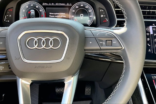 Used 2026 Audi Q7 2.0T Premium w/ Premium Plus Package AWD/4WD image 12