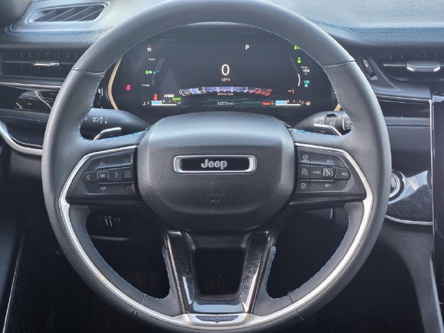 Certified 2023 Jeep Grand Cherokee Trailhawk w/ Luxury Tech Group III AWD/4WD image 29