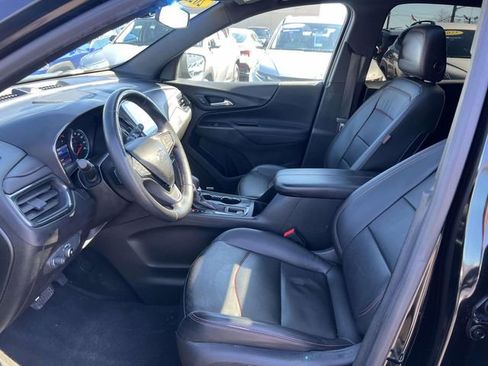 Used 2022 Chevrolet Equinox RS w/ RS Leather Package FWD image 16