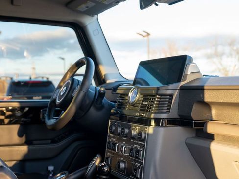 Used 2024 INEOS Grenadier Fieldmaster Edition image 11