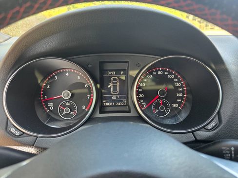 Used 2013 Volkswagen GTI Driver's Edition FWD image 15