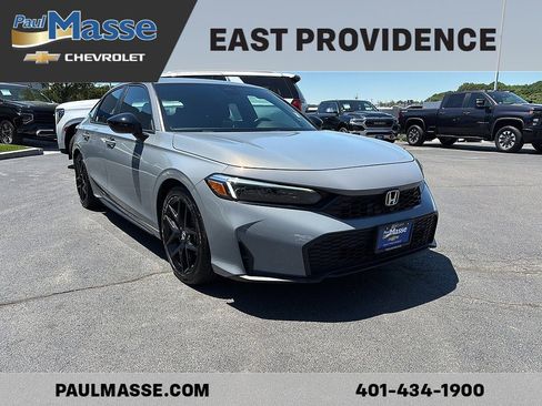 Used 2025 Honda Civic Sport image 3