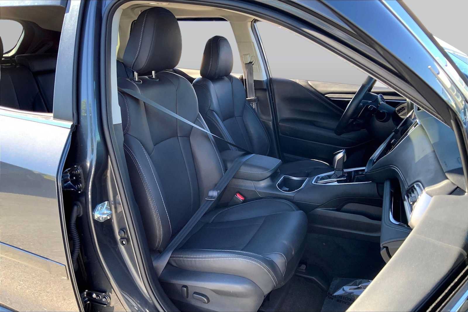 Certified 2023 Subaru Outback Limited AWD/4WD image 8