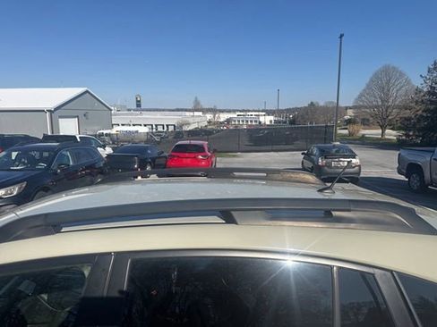 Used 2016 Subaru Crosstrek 2.0i Premium w/ Popular Package #2 image 16