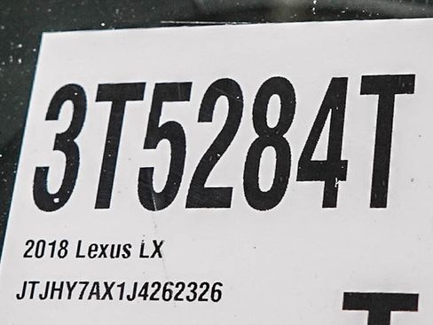 Used 2018 Lexus LX 570 4WD image 34