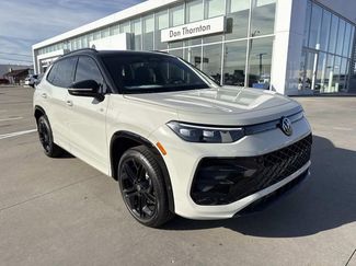 New 2026 Volkswagen Tiguan SE R-Line video 1