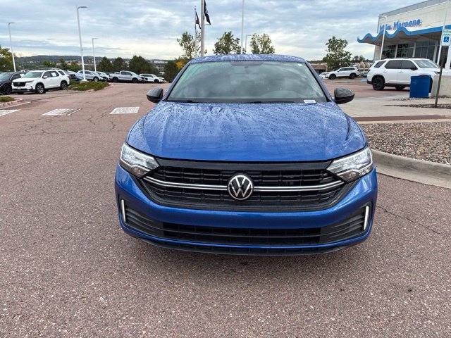 Used 2022 Volkswagen Jetta Sport FWD image 2