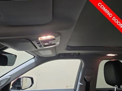 Used 2020 Toyota Highlander Platinum AWD/4WD image 10