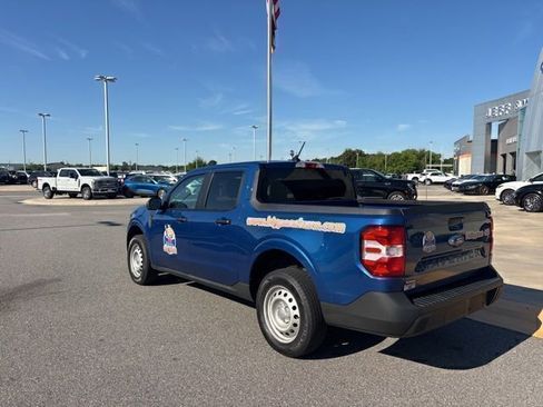 Used 2023 Ford Maverick XL FWD image 3