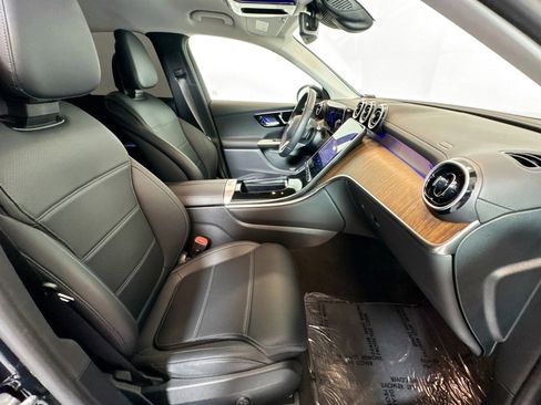 Certified 2025 Mercedes-Benz GLC 350e 4MATIC image 26