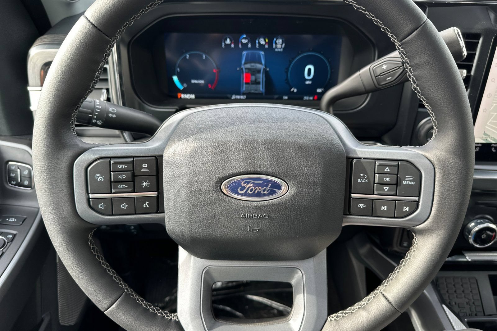 New 2025 Ford F250 Lariat w/ Lariat Ultimate Package AWD/4WD image 24