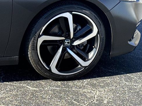 Used 2021 Honda Accord Sport image 5