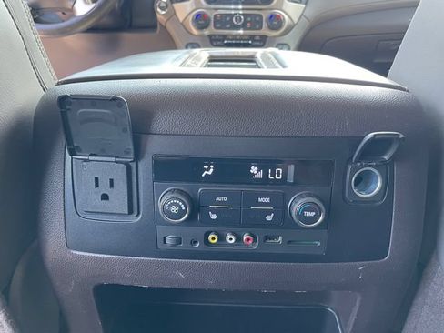 Used 2016 GMC Yukon XL Denali w/ Open Road Package AWD/4WD image 34