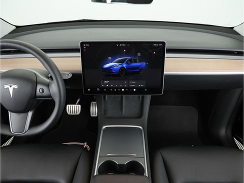 Used 2023 Tesla Model Y Performance image 28