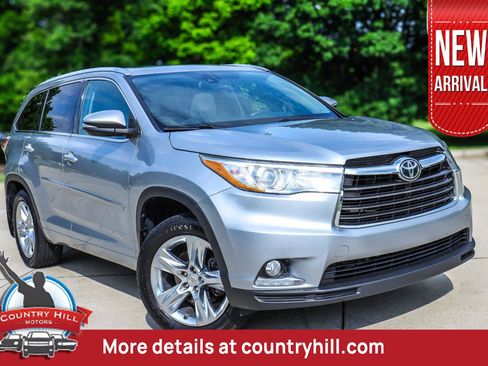 Used 2015 Toyota Highlander Limited Platinum AWD/4WD image 1