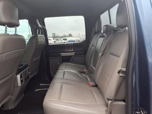 Used 2017 Ford F150 Lariat image 17