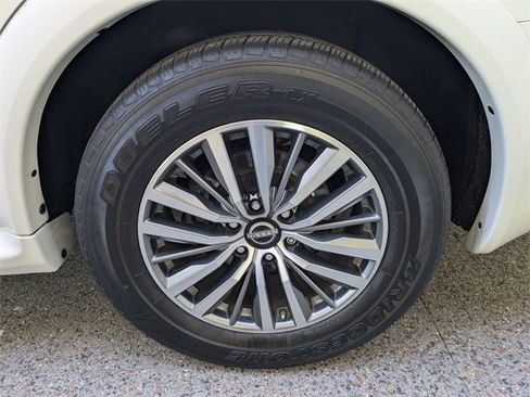 Used 2021 Nissan Armada SL w/ Captain's Chairs Package image 19