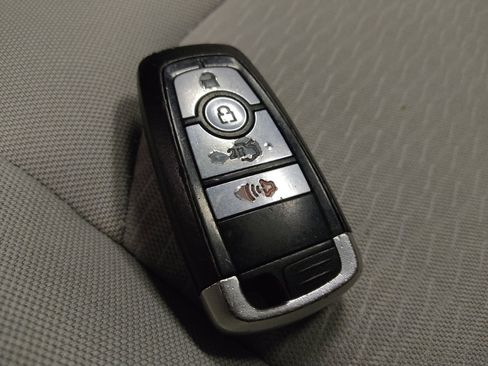 Used 2019 Ford Fusion SE w/ Equipment Group 151A FWD image 32