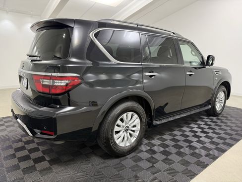 Used 2021 Nissan Armada SV image 7
