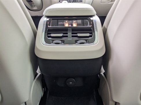 Certified 2023 Volvo XC60 B6 Ultimate image 4