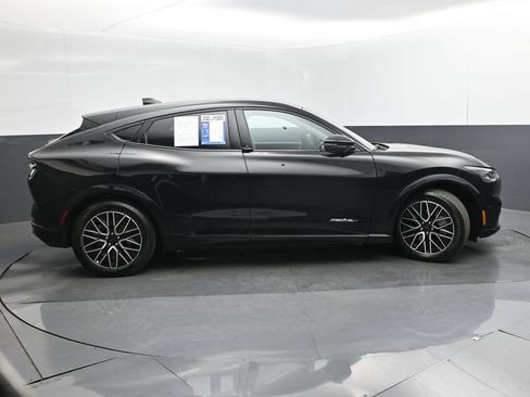 Used 2024 Ford Mustang Mach-E Premium AWD/4WD image 33