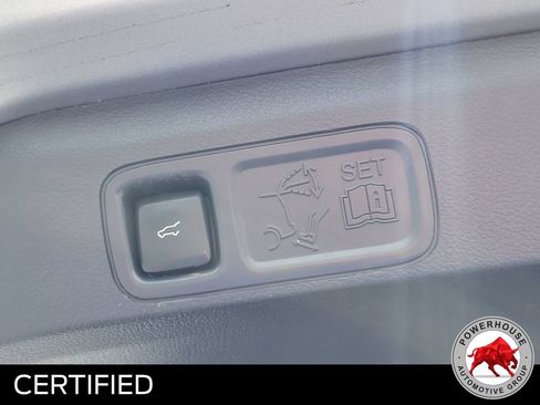 Used 2022 Ford Expedition Limited RWD image 14