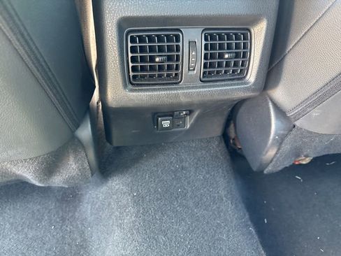 Used 2025 Toyota Camry SE FWD image 22