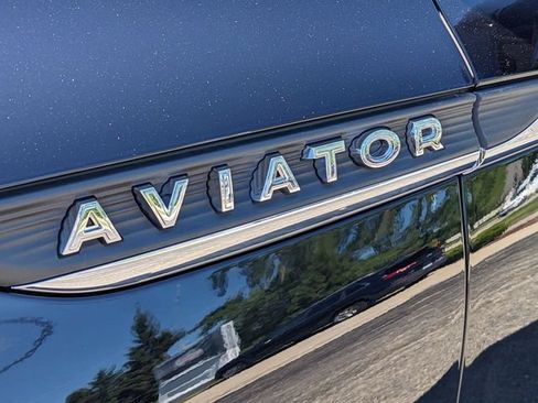Used 2024 Lincoln Aviator Reserve w/ Elements Package Plus AWD/4WD image 10