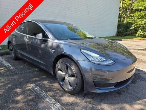 Used 2020 Tesla Model 3 Standard Range Plus RWD image 2