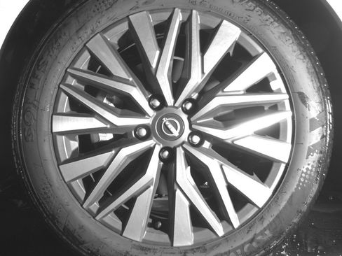 Used 2025 Nissan Altima 2.5 SV image 12