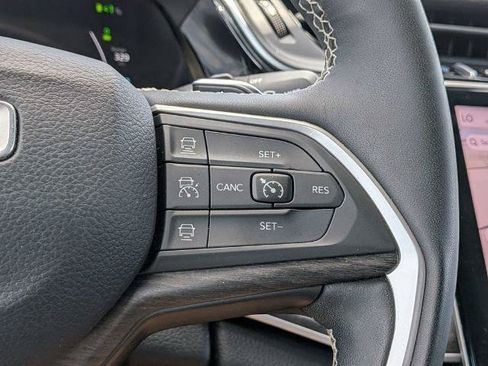 Used 2024 Jeep Grand Cherokee Limited 4xe AWD/4WD image 31