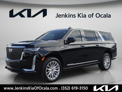 Used 2023 Cadillac Escalade ESV Premium Luxury w/ Performance Package AWD/4WD image 10